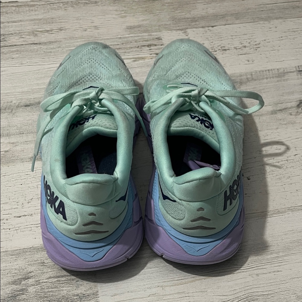 Hoka Women's Arahi 6 Mint and Lavender Running Shoes Size 7 - Picture 4 of 11